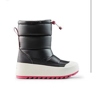 Cougar Women’s Black and Pink Winter Boot Waterproof